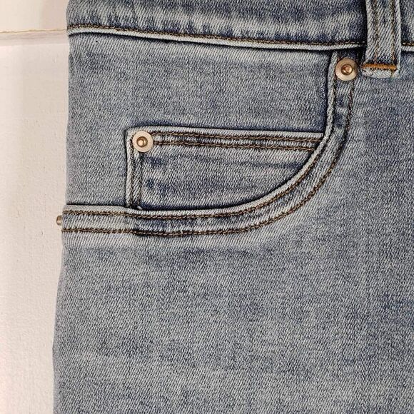 Spanx Jeans Women's Size Small Elastic Waistband Mid Rise Stretch Light Wash - Picture 6 of 12